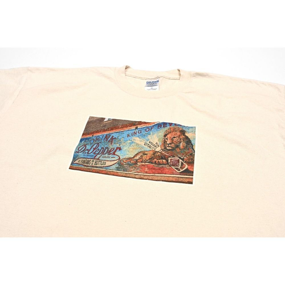 Vintage Advertisement Dr Pepper Lion Photo T-Shirt 2XL Beige Walldog Retro EUC‎